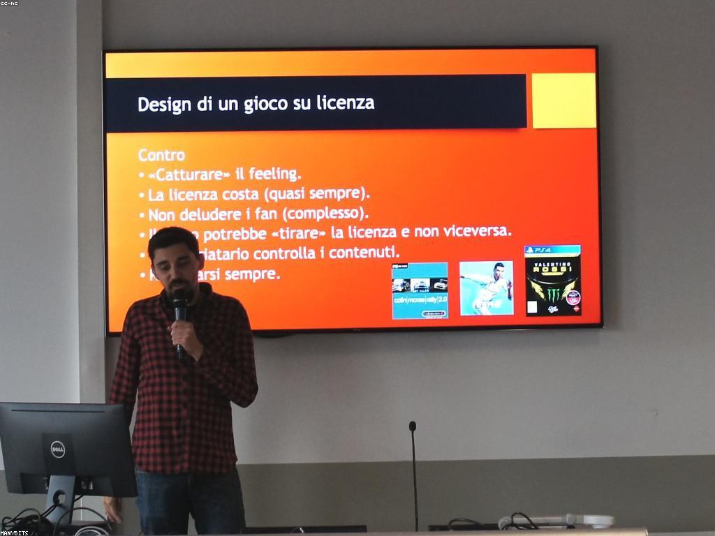 អាជីវកម្មលេងហ្គេម: ការអភិវឌ្ឍន៍និងអនាគត