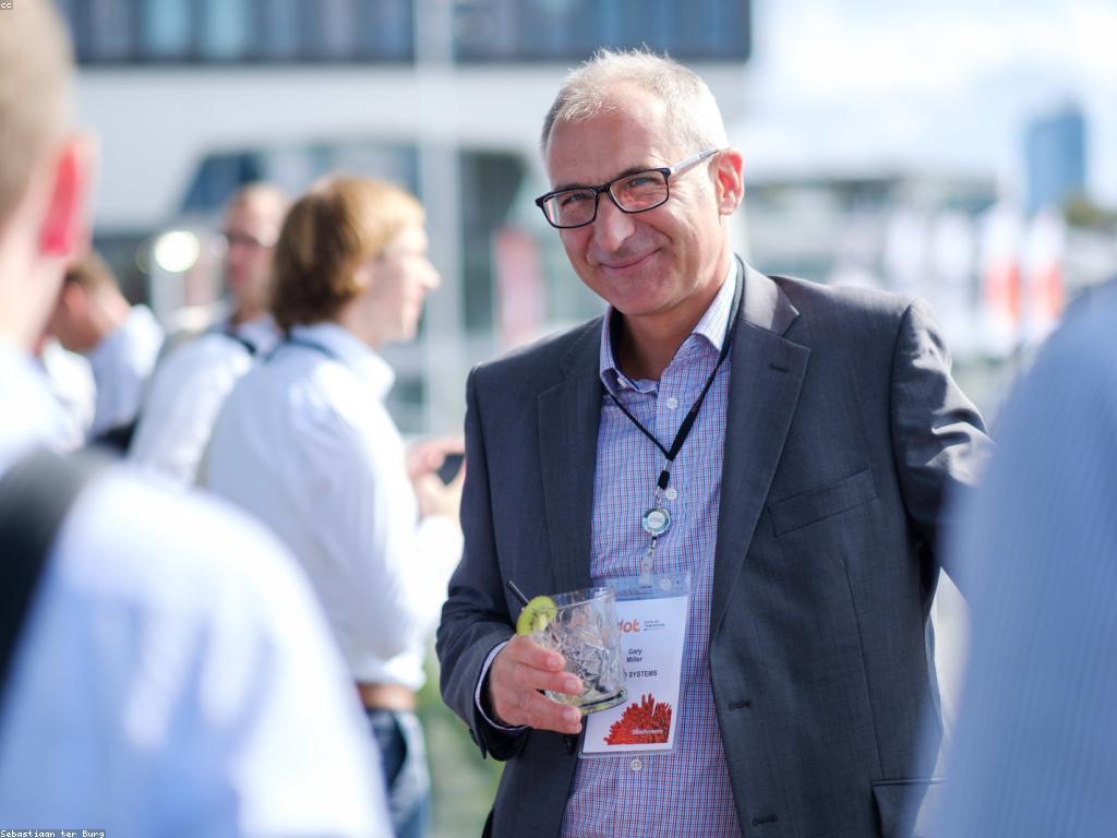 វិធីសាស្ដ្រដើម្បីគ្រប់គ្រងទូរស័ព្ទស្លុតយ៉ាងមានប្រសិទ្ធភាព